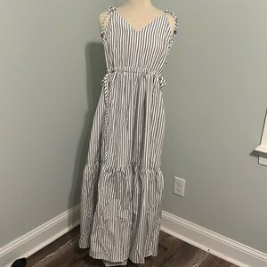Women’s maxi dress